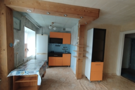 2-комн., 2 этаж, Мира 11