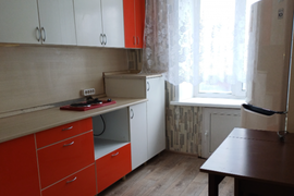 1- комн, 2 этаж, Мира 58