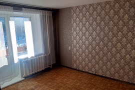 2-комн, 2 этаж, Парковая 60