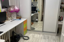 4-комн, 2 этаж, Строителей 27