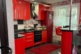 3-комн. 2 этаж, Набережная 76