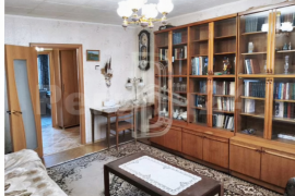 3-комн, 4 этаж, Парковая 44