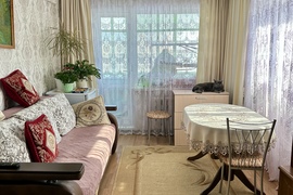 2-комн. 2 этаж. улица Советской Армии 7